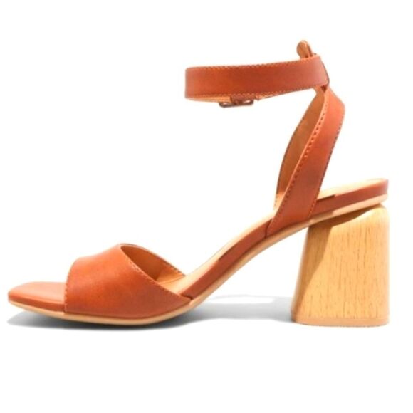 NWT Brown chunky block heels - Picture 3 of 6